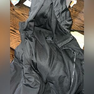 Hurley XL rain jacket / wind breaker - size XL - black